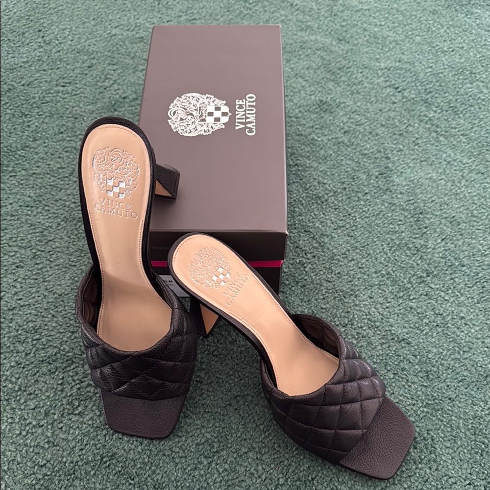 Vince Camuto Black Quilted Women's Sandals